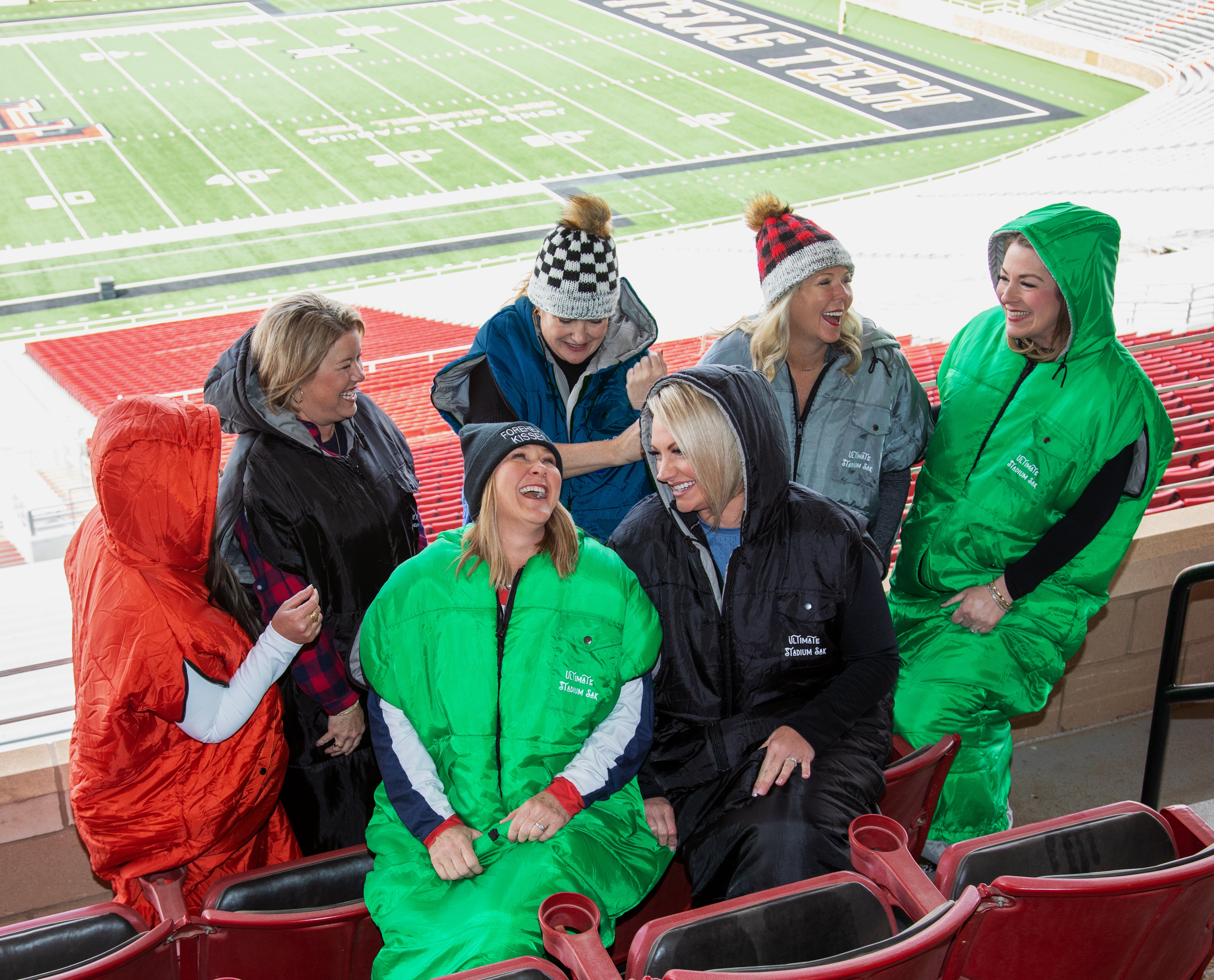 Warmest stadium online blanket